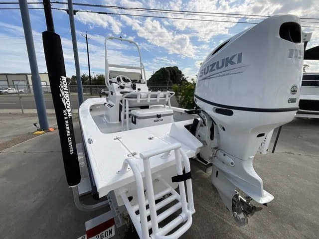 Slide: The Image of Majek 18 M2 2025 - 4