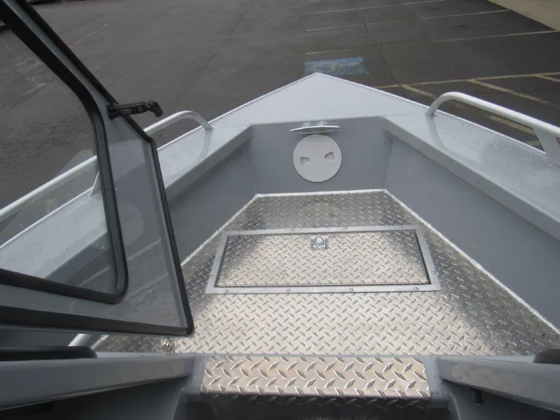 Slide: The Image of Hewescraft 210 Sea Runner ET 2025 - 17