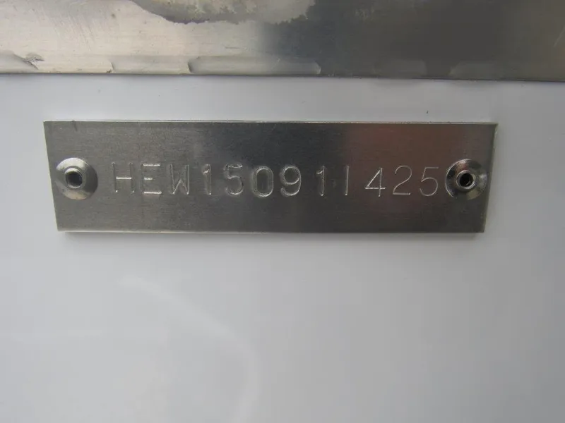 Slide: The Image of Hewescraft 210 Sea Runner ET 2025 - 19