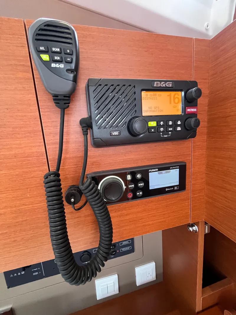 Slide: The Image of Beneteau Oceanis 35.1 2018 - 58