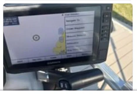 Slide: The Image of Garmin GPS display on 2020 Bennington SV 20 SLV boat dashboard. - 33