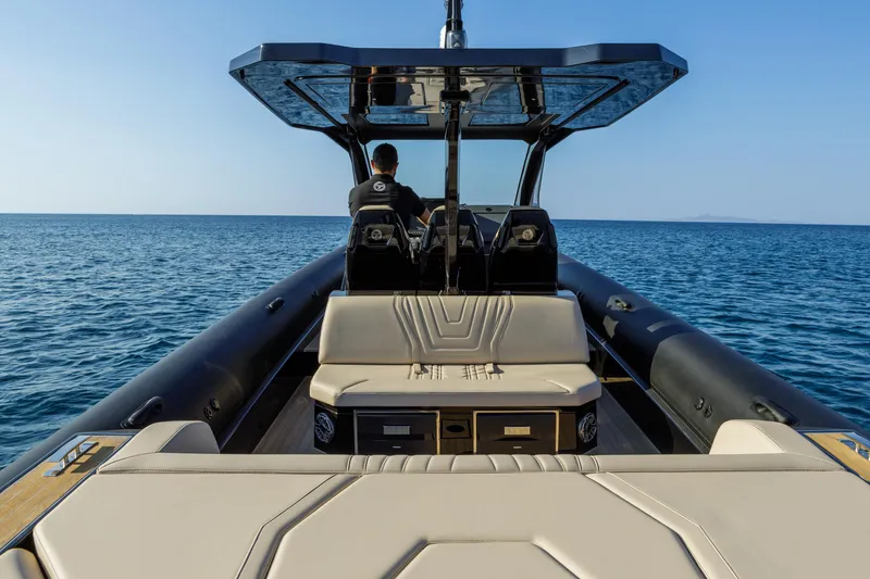 Slide: The Image of Technohull Alpha 40 (2025) luxury boat interior with ocean view. - 22