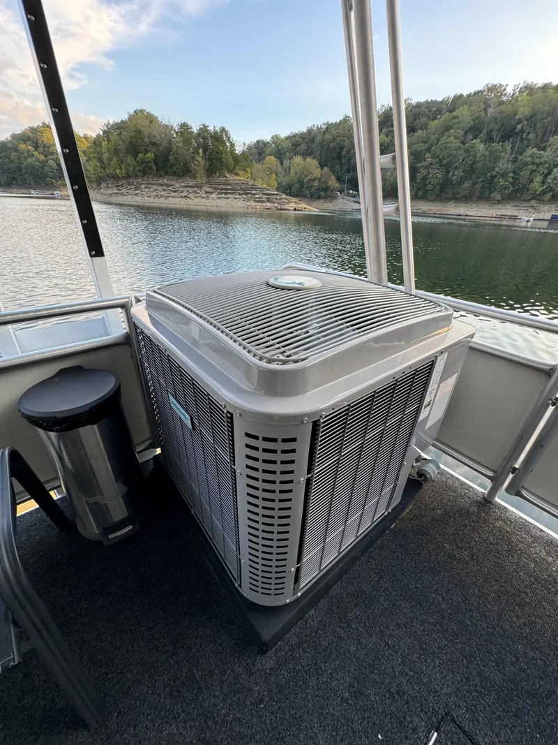 Slide: The Image of Sumerset 20x100 2004 - 63