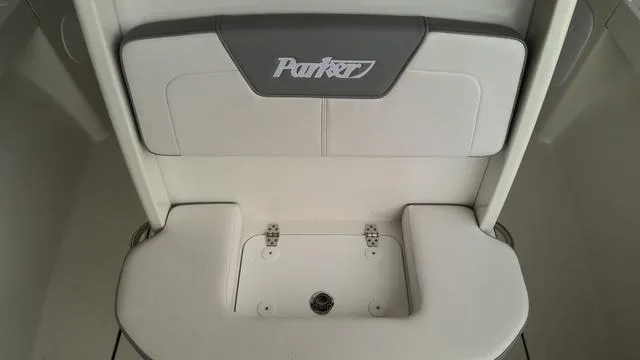Slide: The Image of Parker Marine 2200 Center Console 2025 - 15