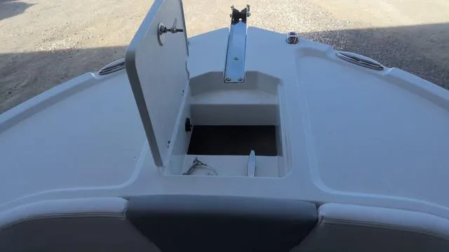 Slide: The Image of Parker Marine 2200 Center Console 2025 - 35