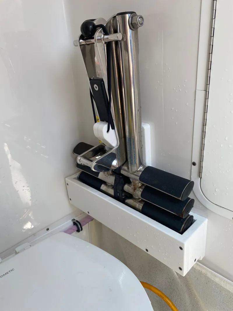 Slide: The Image of Stainless steel rod holder on 2020 Sea Hunt Gamefish 25 boat. - 19