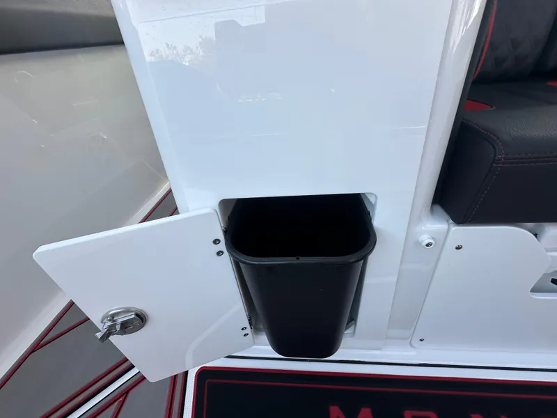 Slide: The Image of Monterey Elite 30 OB 2025 - 65