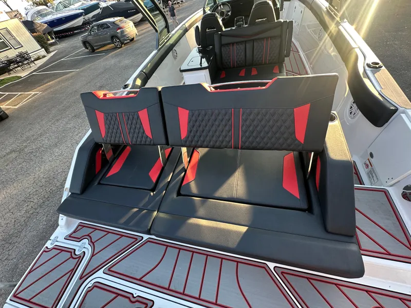 Slide: The Image of Monterey Elite 30 OB 2025 - 80