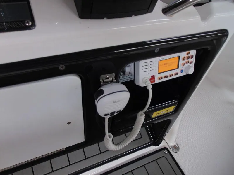 Slide: The Image of Yamaha 210 FSH Sport 2019 - 12