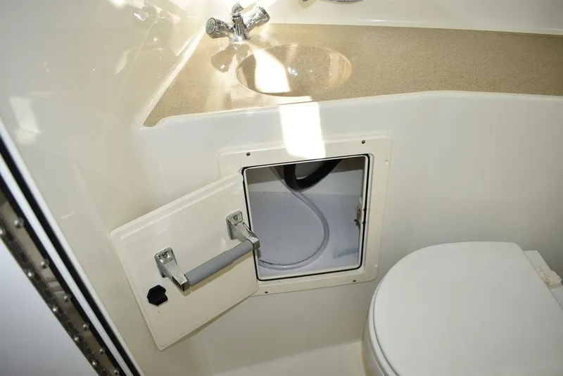 Slide: The Image of Hydra-Sports 2800 WA Vector 2003 - 103