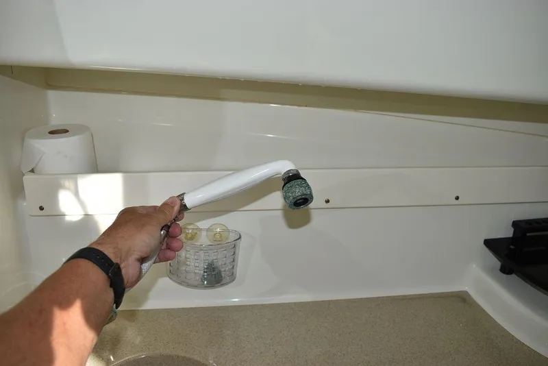 Slide: The Image of Hydra-Sports 2800 WA Vector 2003 - 106