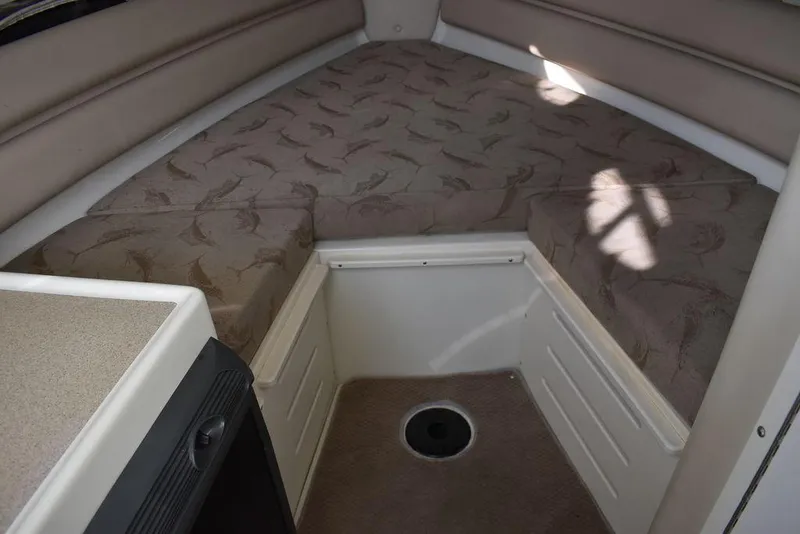 Slide: The Image of Hydra-Sports 2800 WA Vector 2003 - 109