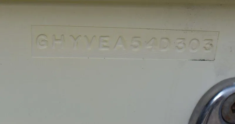 Slide: The Image of Hydra-Sports 2800 WA Vector 2003 - 120