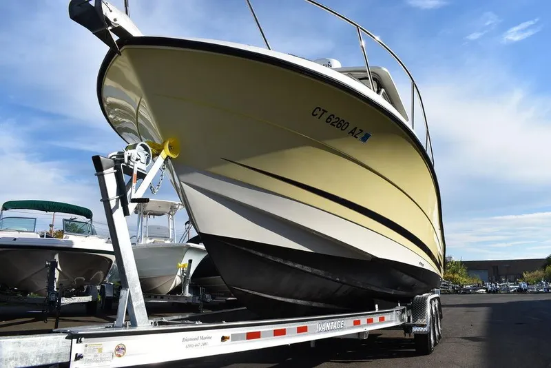 Slide: The Image of Hydra-Sports 2800 WA Vector 2003 - 121