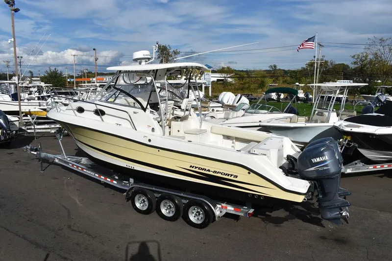 Slide: The Image of 2003 Hydra-Sports 2800 WA Vector boat on trailer with Yamaha engines. - 4