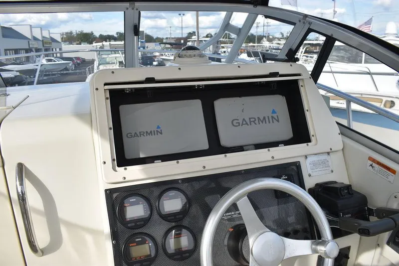 Slide: The Image of Hydra-Sports 2800 WA Vector 2003 - 60