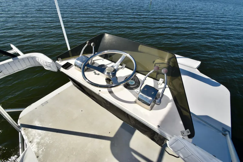 Slide: The Image of Bertram 46 Convertible 1982 - 51