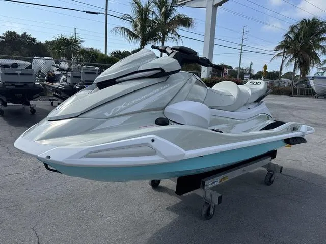 Slide: The Image of Yamaha VX Cruiser HO 2025 - 4