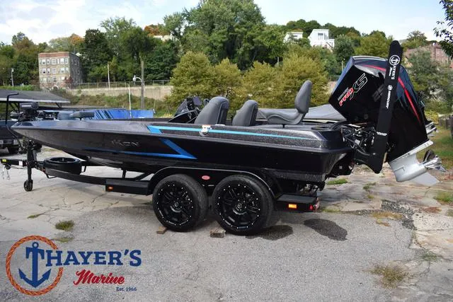 Slide: The Image of 2025 Ikon Boats VLX20 on trailer at Thayer's Marine. - 40