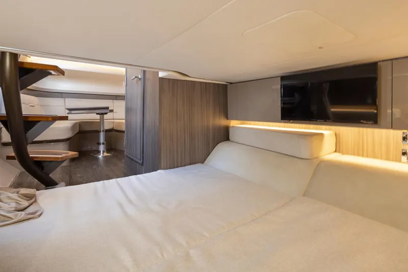 Slide: The Image of Master Stateroom - 24