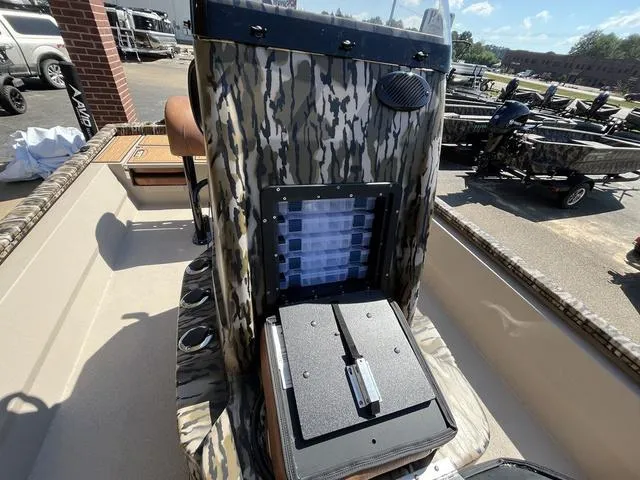 Slide: The Image of Avid 21 FST 2025 - 24