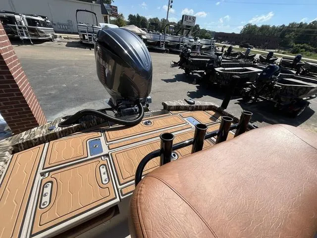 Slide: The Image of Avid 21 FST 2025 - 27