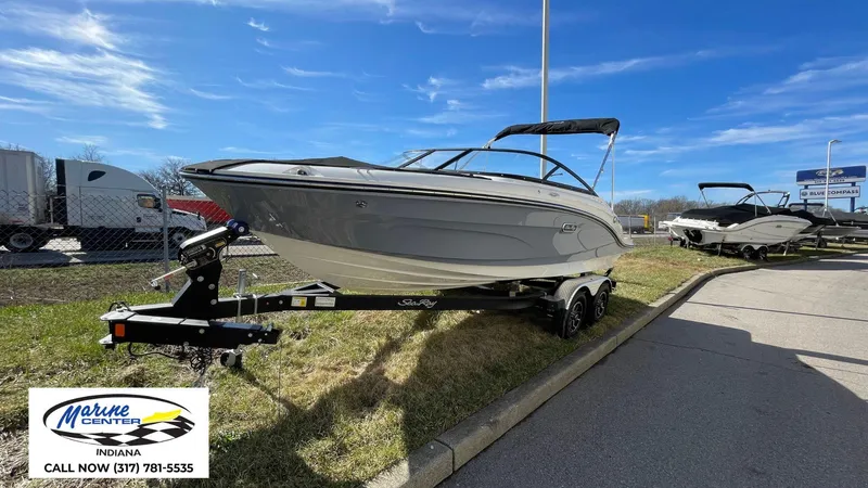 Slide: The Image of Sea Ray SPX 190 2025 - 9