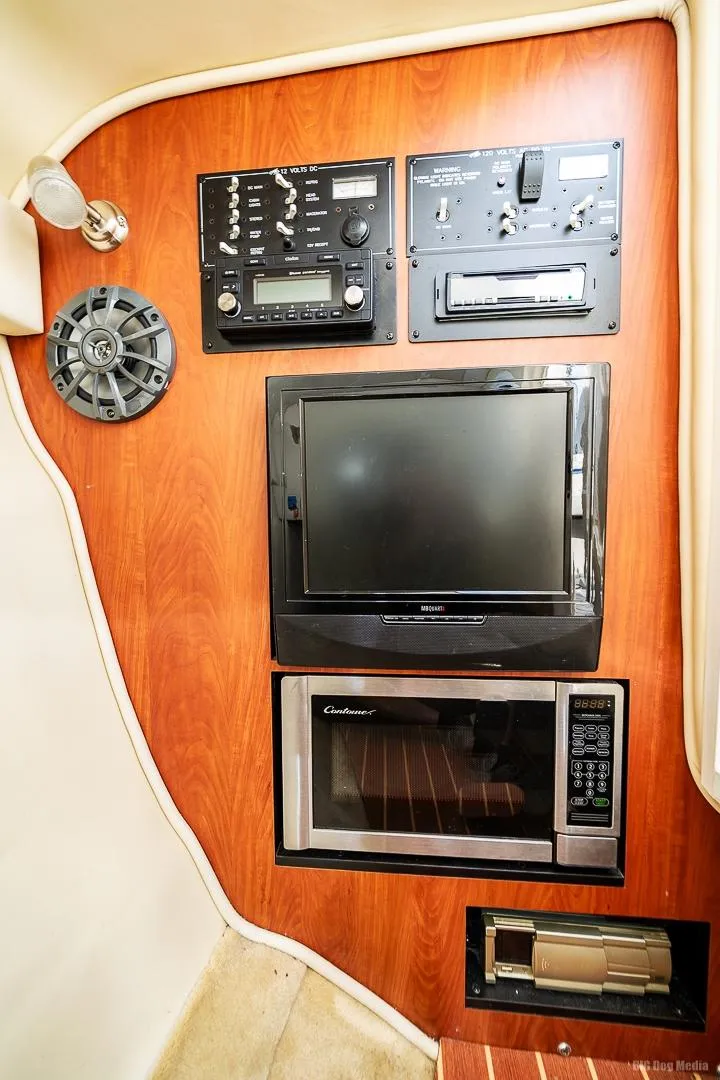 Slide: The Image of Cabin Electronics - 39