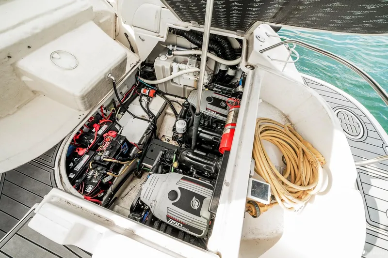 Slide: The Image of Engine Compartment - 47