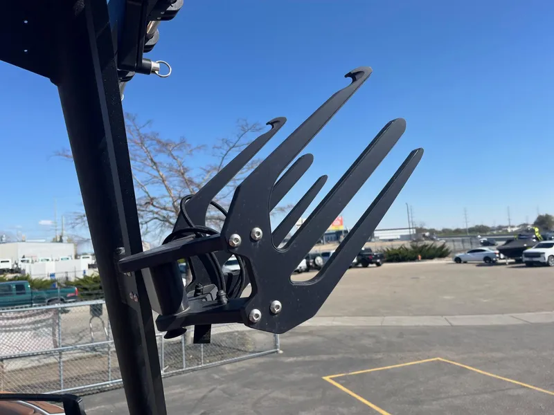 Slide: The Image of Axis Wake Research T235 2025 - 36