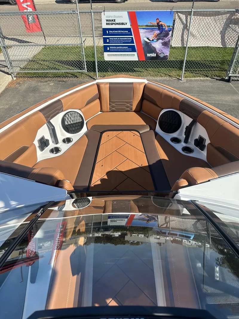 Slide: The Image of Malibu 26 LSV 2025 - 11