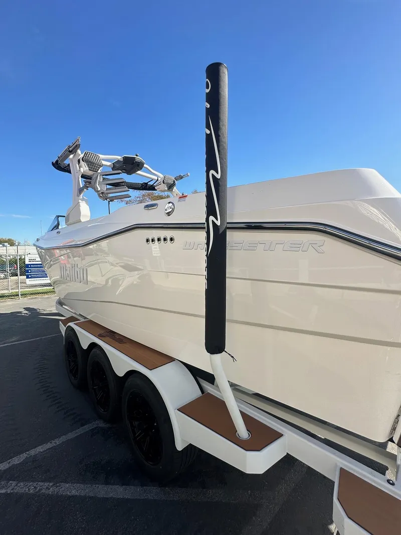 Slide: The Image of Malibu 26 LSV 2025 - 7