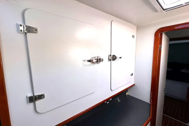 Slide: The Image of Interior of 2007 Morrelli & Melvin Shooting Star yacht with storage compartments. - 37
