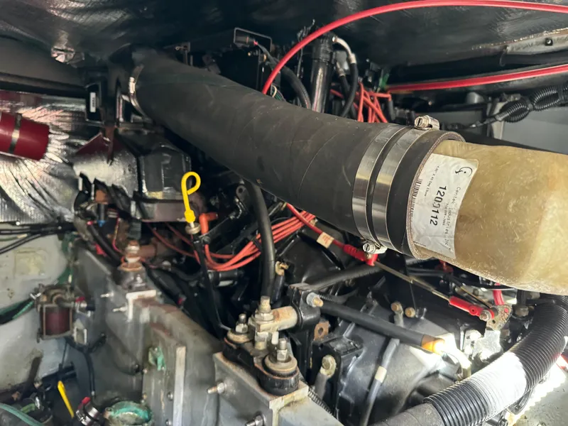 Slide: The Image of Sea Ray 400 Sedan Bridge 1996 - 70