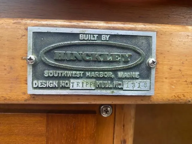 Slide: The Image of Hinckley Bermuda 40 plaque, built 1971, Southwest Harbor, Maine. - 2