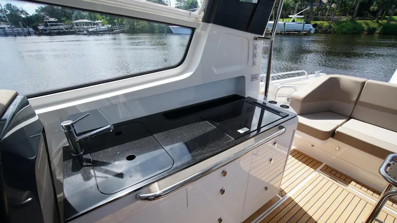 Slide: The Image of 2025 Nimbus Weekender 11 #42 - 10