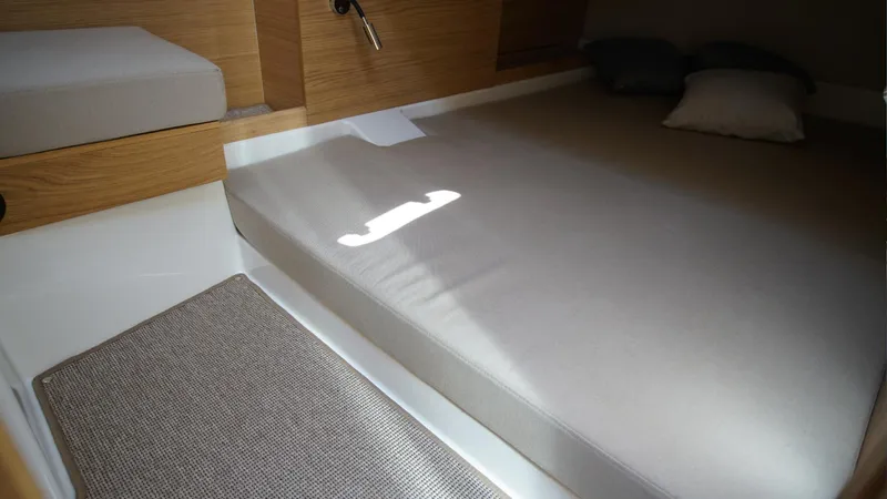 Slide: The Image of 2025 Nimbus Weekender 11 #42 - 25