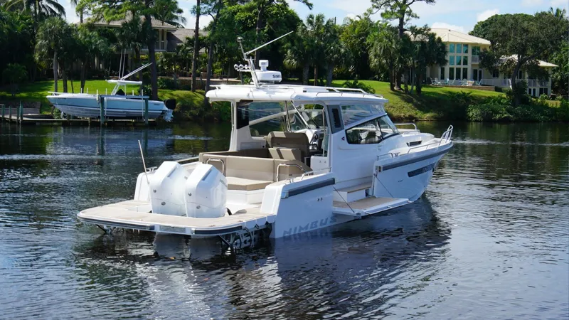 Slide: The Image of 2025 Nimbus Weekender 11 #42 - 27