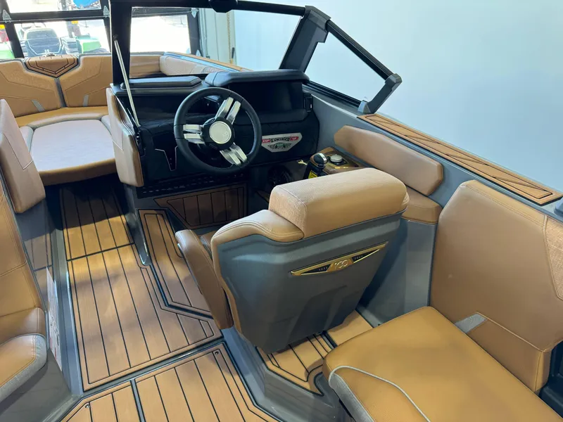 Slide: The Image of Nautique Super Air Nautique GS22 2025 - 22