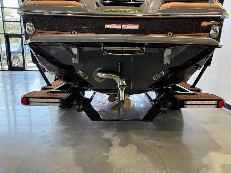 Slide: The Image of Nautique Super Air Nautique GS22 2025 - 7