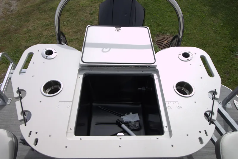 Slide: The Image of Lowe SF 232 2024 - 6