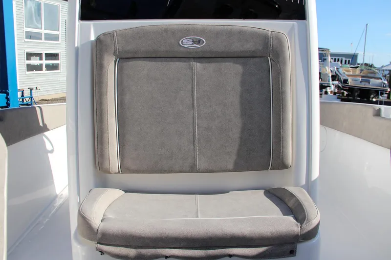 Slide: The Image of Sea Hunt Ultra 265 SE 2025 - 66