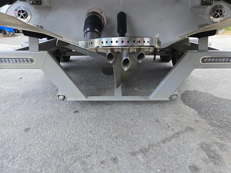 Slide: The Image of 2023 Centurion Ri230 boat trailer hitch and exhaust system. - 6