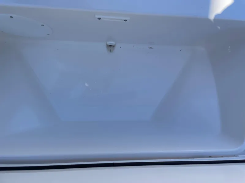 Slide: The Image of Edgewater 158CS 2025 - 10