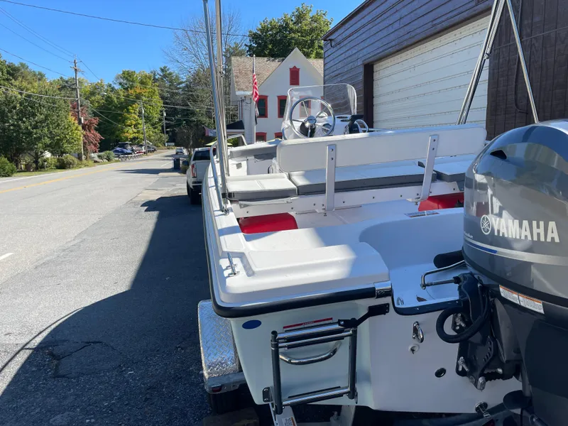 Slide: The Image of Edgewater 158CS 2025 - 17