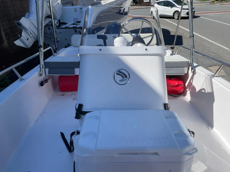 Slide: The Image of Edgewater 158CS 2025 - 5