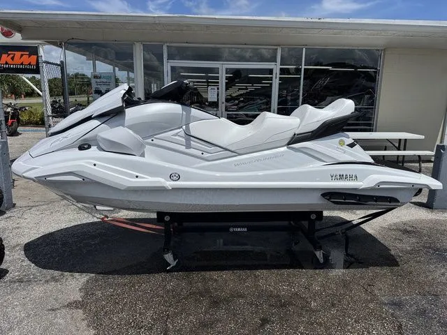 The Image of Yamaha FX Cruiser SVHO 2025 - 1