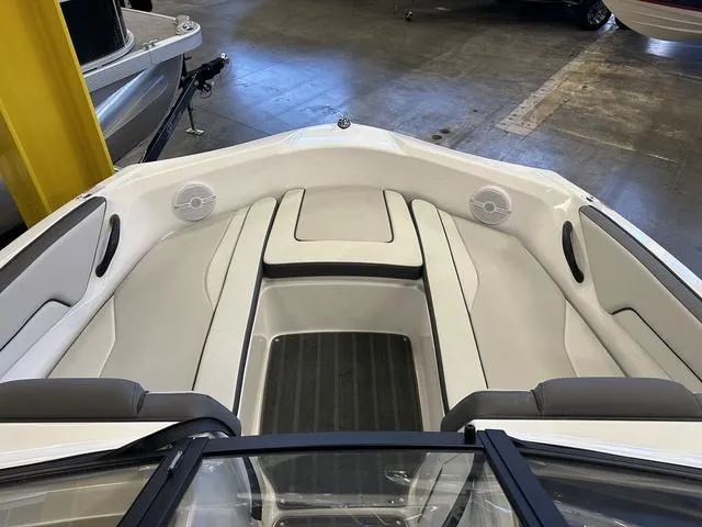 Slide: The Image of 2024 Yamaha Boats AR190 interior with sleek seating and modern design. - 5