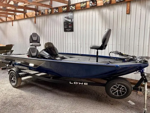 Slide: The Image of Lowe Stinger 175C 2025 - 3