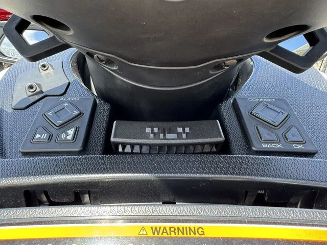 Slide: The Image of Yamaha FX Cruiser SVHO 2025 - 17